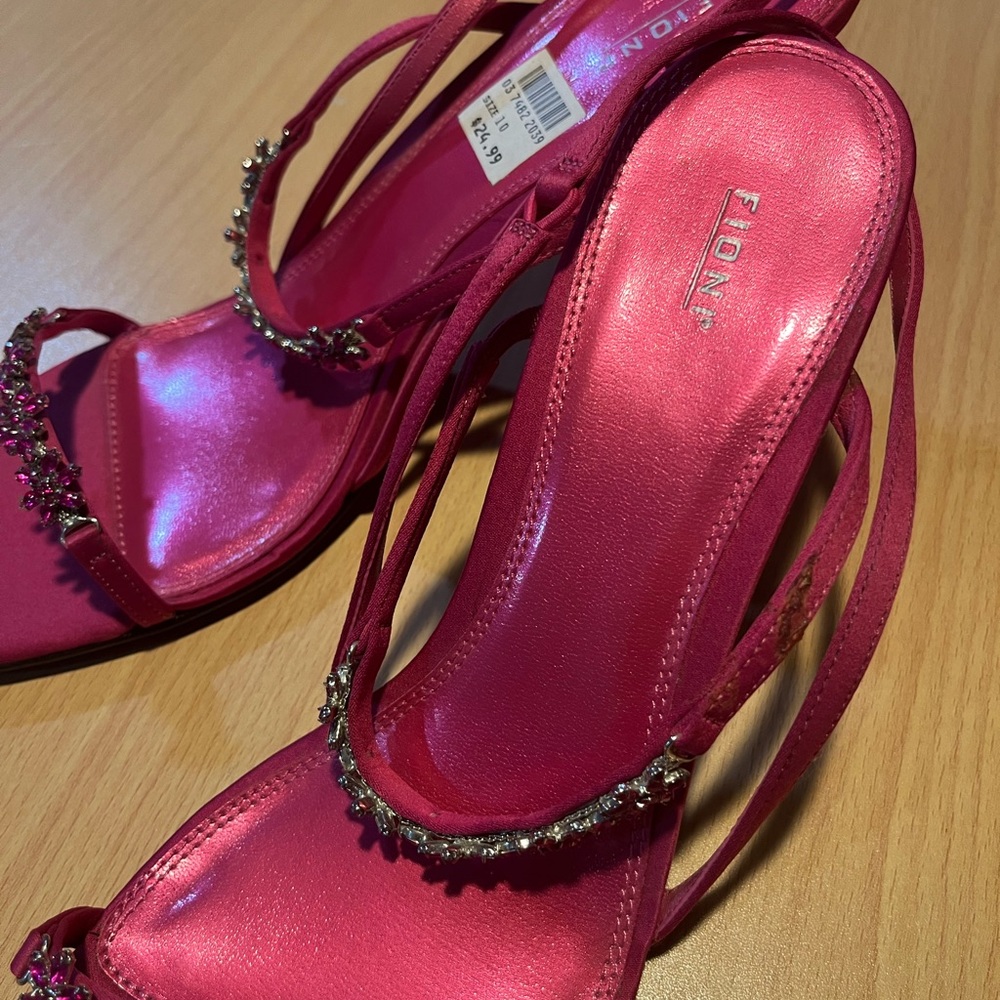 FIONI Pink Satin Heels with Jewels - Picture 11 of 16